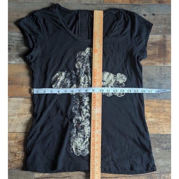 Rock & Republic M Black Floral Cross Graphic Tee - Picture 5 of 6